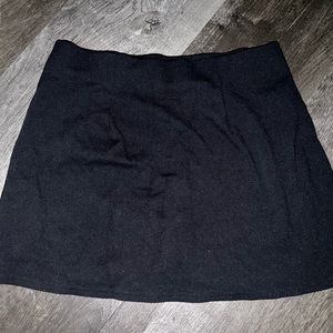 Black ini skirt from American eagle